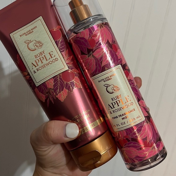 Bath & Body Works Other - Bath & Body Works Ruby Apply & Rosewood Set